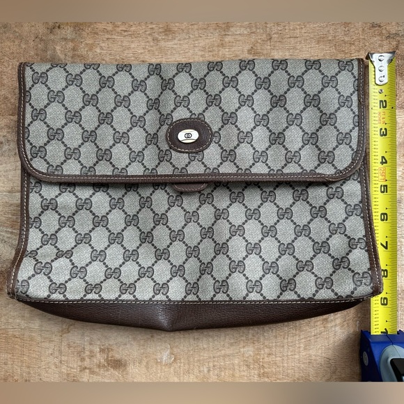 Vintage Gucci monogram clutch - Picture 5 of 15